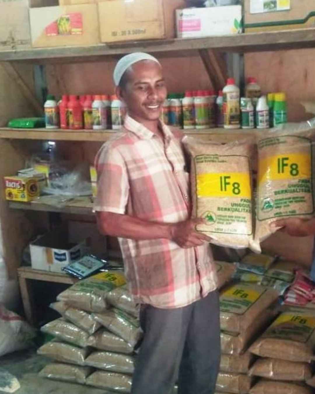 Tengku Munirwan, Kepala Desa (Keuchik) Meunasah Rayeuk, Kecamatan Nisam, Aceh Utara